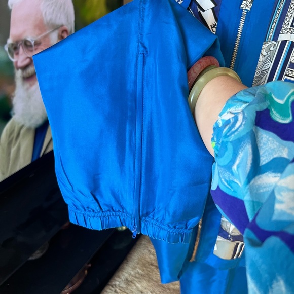 NWT Women’s vintage River Edge 100% silk pants and jacket track set. - Picture 10 of 16